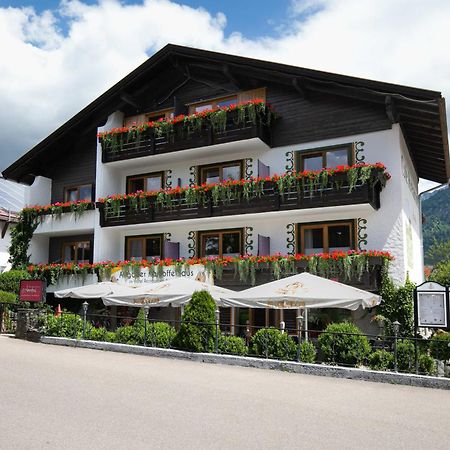 Hotel Restaurant Amadeus - Inclusive Skipass Und Vieles Mehr Bad Hindelang Eksteriør bilde