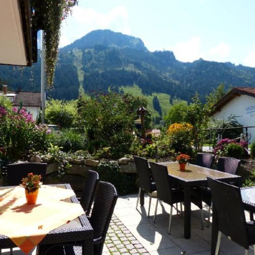 Hotel Restaurant Amadeus - Inclusive Skipass Und Vieles Mehr Bad Hindelang Eksteriør bilde